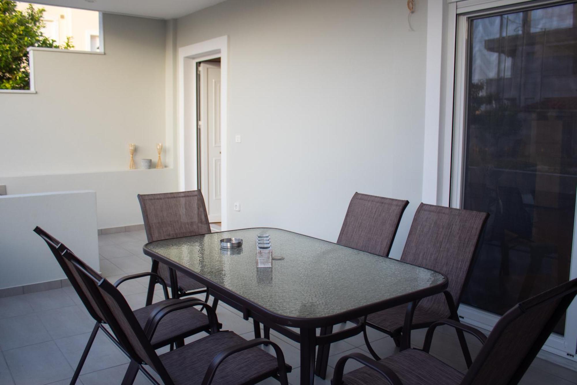 Giakost Apartments V Near Airport Artemida  Dış mekan fotoğraf